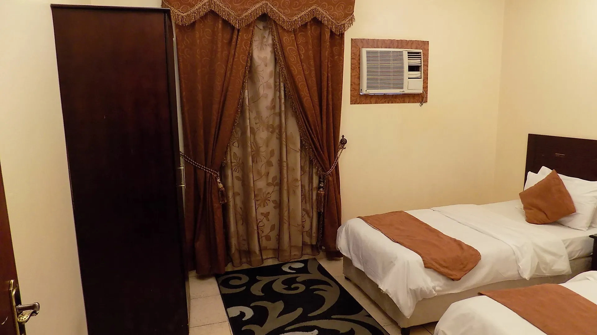 Hotel Al Yamama Palace - Hilal Branch 9 Riyadh
